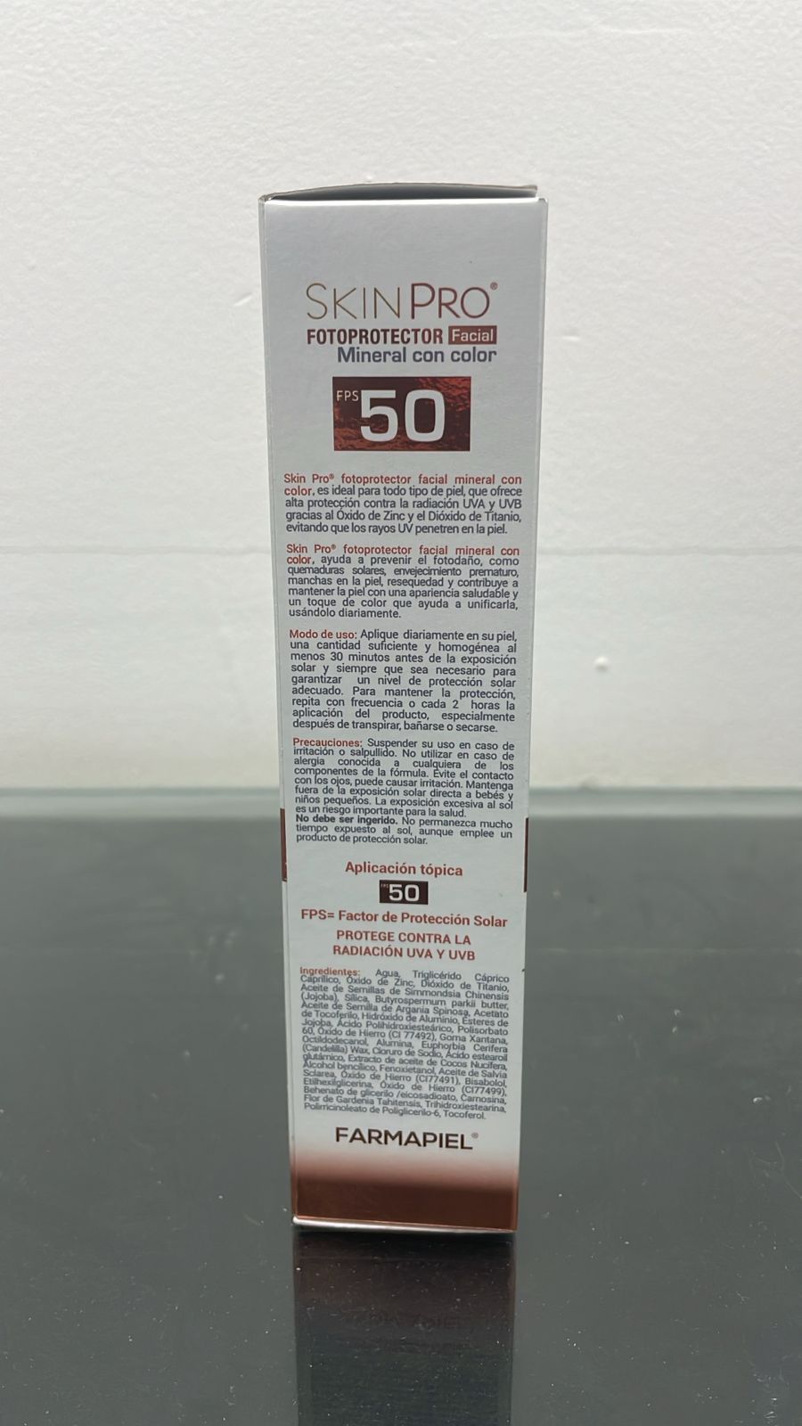 SkinPro Mineral Color +50 Tono Medio vista 2